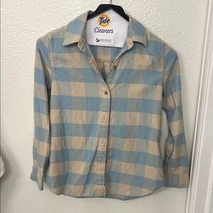 Faherty Women’s Blue and Beige Checkered Button Down Shirt